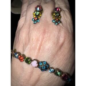 Vintage Sorrelli Pastel Swarovski Rhinestone Adjustable Bracelet Earring Set